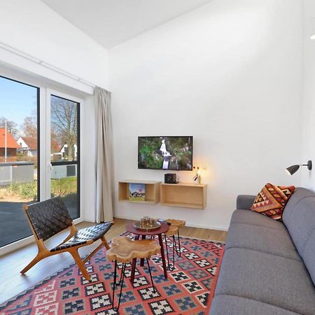 Amazing Home In Lembruch-Duemmer See With Kitchen Exterior photo