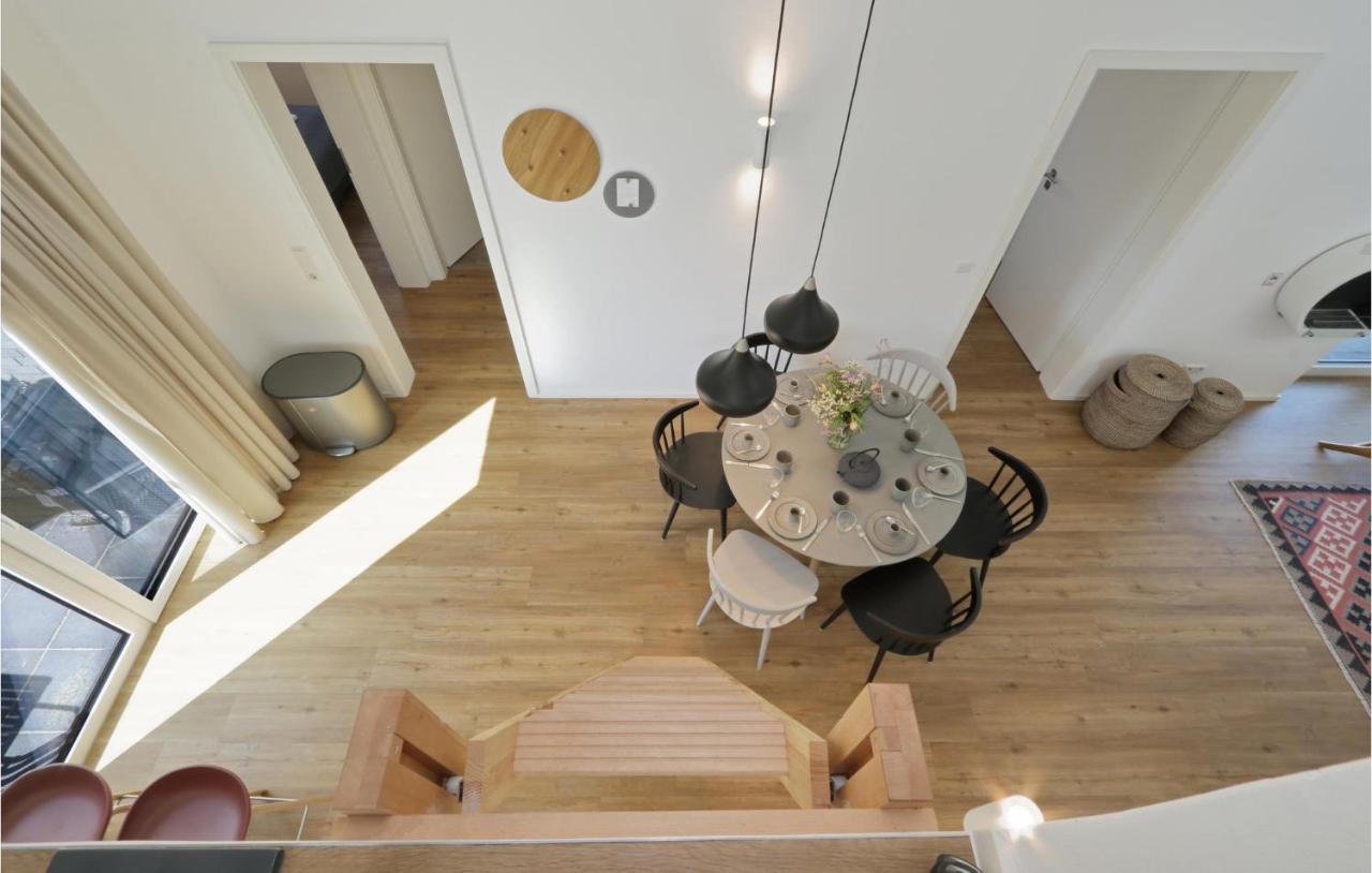 Amazing Home In Lembruch-Duemmer See With Kitchen Exterior photo