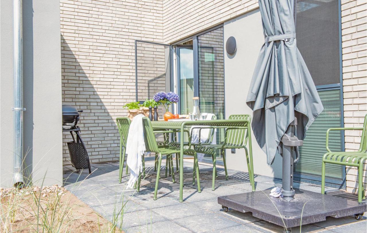 Amazing Home In Lembruch-Duemmer See With Kitchen Exterior photo